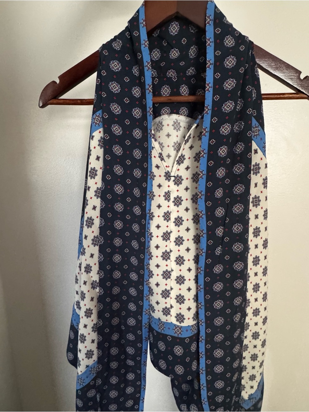 H&M PATTERNED SATIN HALTERNECK TOP - Picture 6 of 7